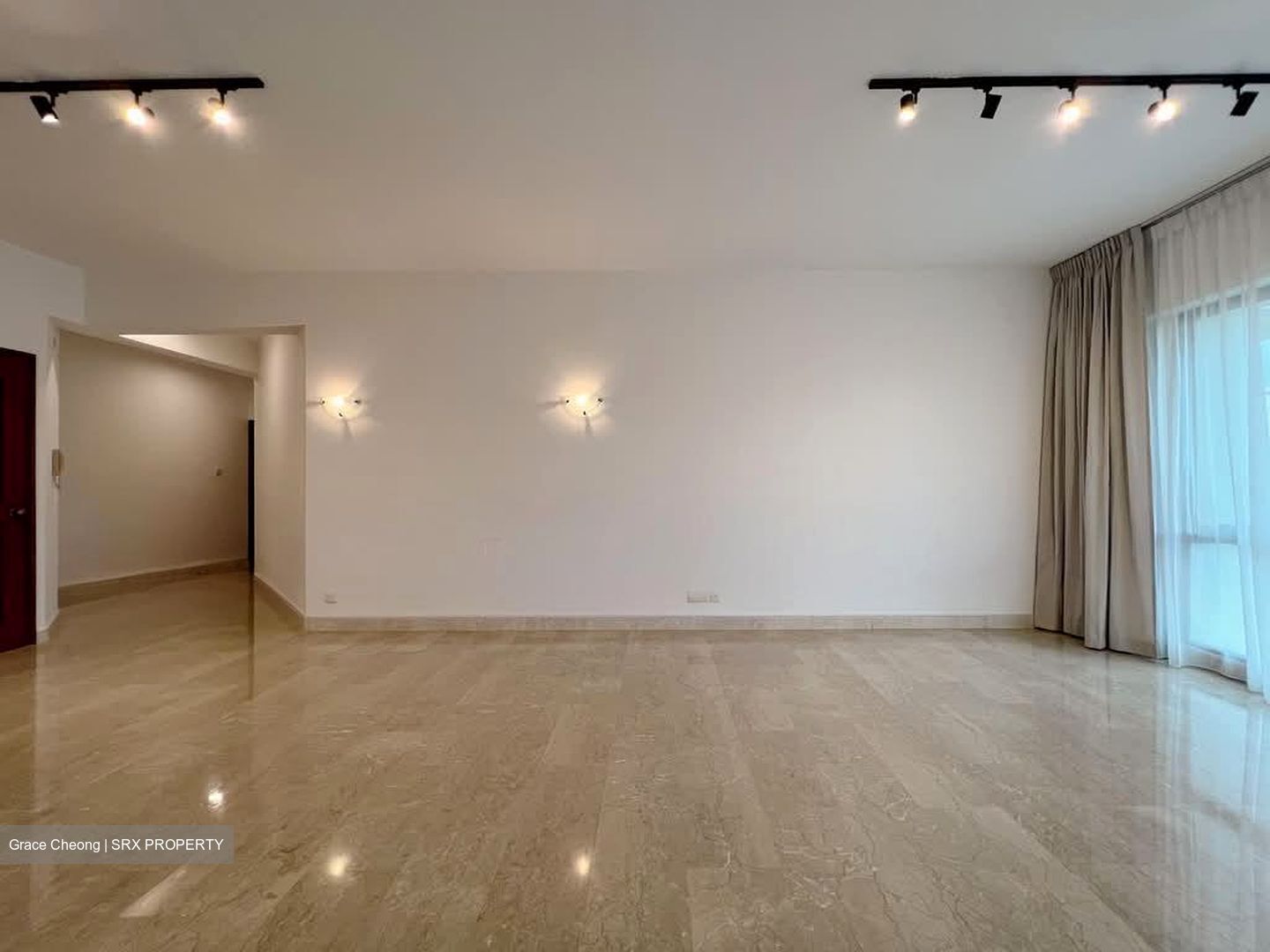 Simsville (D14), Condominium #557553951